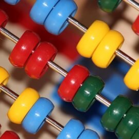 120 meses são quantos anos?