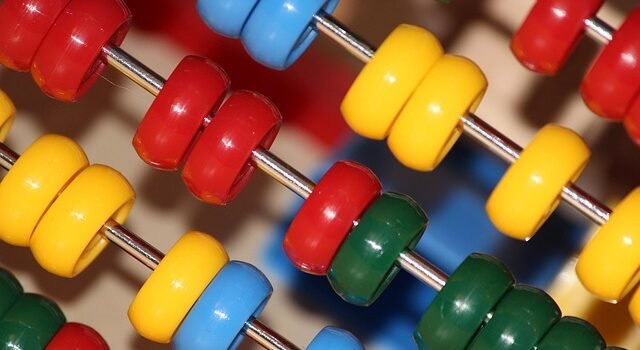 120 meses são quantos anos? 120 meses são quantos anos?